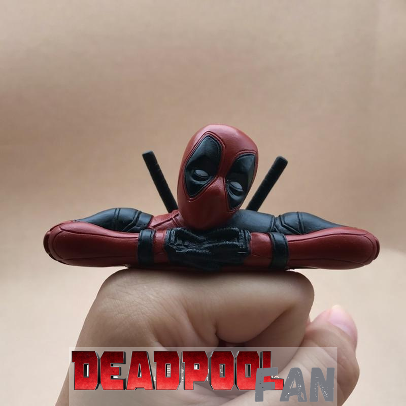 Deadpool Desk Figure